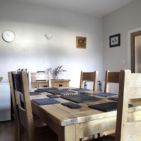 Central And Spacious 2 Bedroom Flat With Garden Edinburgh Dış mekan fotoğraf